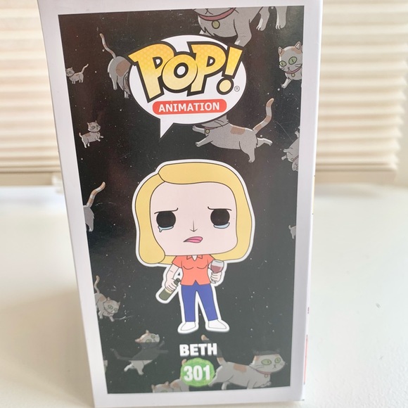 Funko POP Animation Rick and Morty #301 BETH - Picture 3 of 8